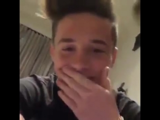 Бекхэм троллит сына