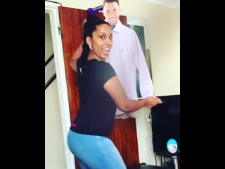 Bachata dominicana dee suvarna bailando con romeo santos 😂