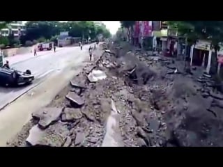 Gas explosion kaohsiung, taiwan 08012014 взрыв газа в китае (группа огого видео)