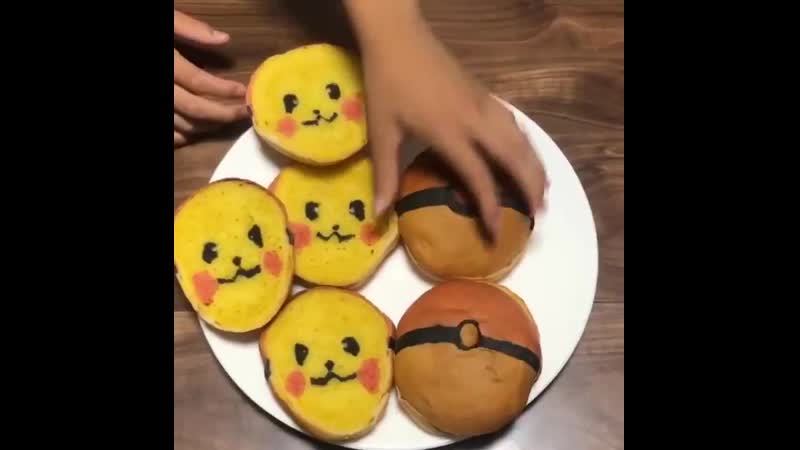 子供が喜びそうなパン 焼きました ポケモン pokemon pokemongo ピカチュウ pikachu 手作りパン breads
