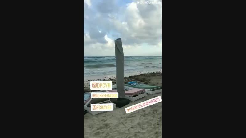 New @domsherwood1 with friends on vacation in mexico