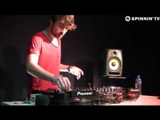 Oliver heldens dj set (live at spinnin records)