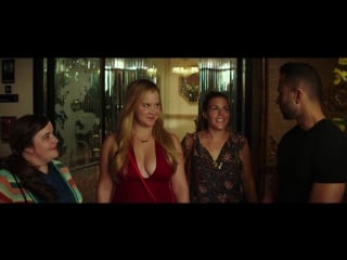 Amy schumer i feel pretty (5)