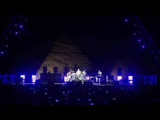 Red hot chili peppers @ the pyramids giza, egypt