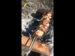 С праздником первомая вас товарищи)))