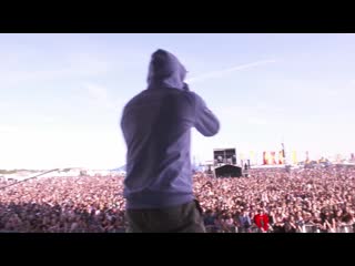 Skepta "shutdown" ( live at wild life 2015)