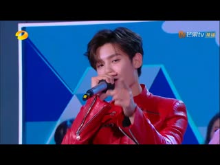 Justin (黃明昊 of nine percent) & du haitao (杜海涛) & dylan wang (王鹤棣) listen to mom (听妈妈的话) [happy camp ]