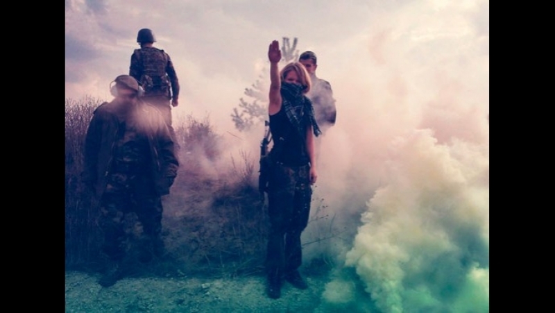 Бий москаля зправа бий москаля зліва щоби українця серце не боліло