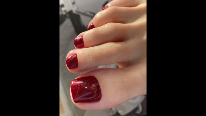 Мы делаем отличный педикюр 👌🏻