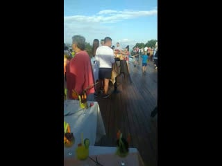 Live waterplanet hotel and aquapark