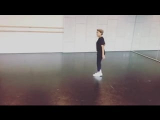 Kuduro akram bouchiba, trisha agia