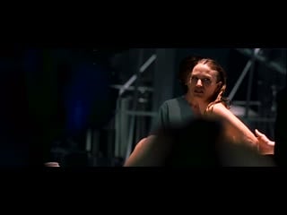 Sarah wynter the 6th day (2000)