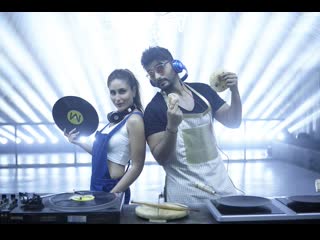 Он и она / ki & ka high heels te nachche