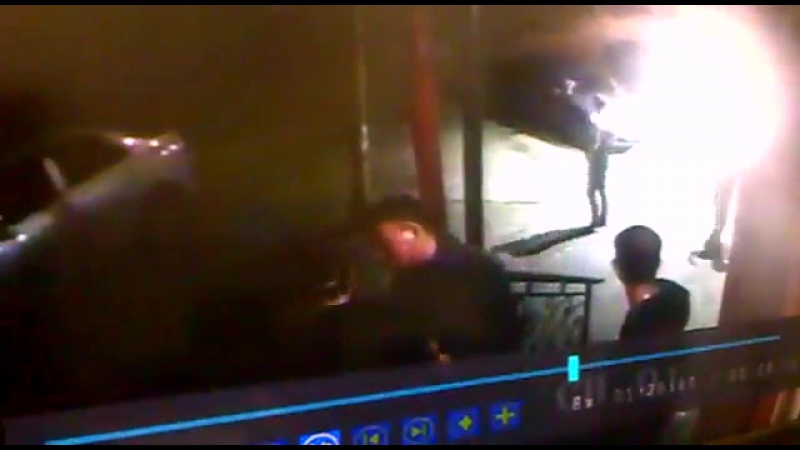 Срубил © видеожесть