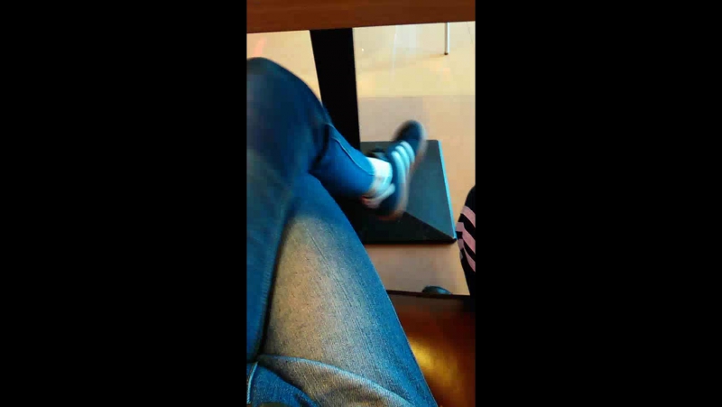 Снимает бухой адмен халил