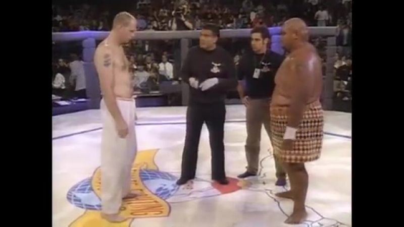 Ufc 1 битва монстров 1993 год нет правил нет перчаток бой до победного конца
