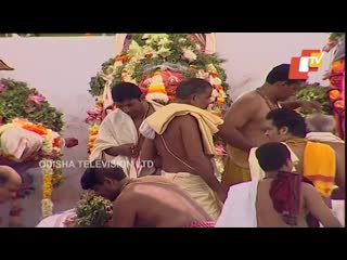 Snana purnima rituals of holy trinity underway in puri mp4