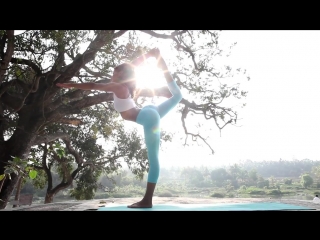 Laruga glaser ashtanga yoga demonstration