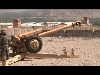 122 mm howitzer 2a18 (d 30) d 30 in direct fire during a training exercise