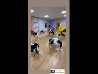 #studiodancemix диско разминка у старших красоток ❤️👩🏽