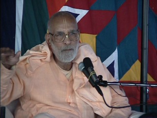 Лекция шрила бхактиведанта нараяна госвами махараджа с русским переводом