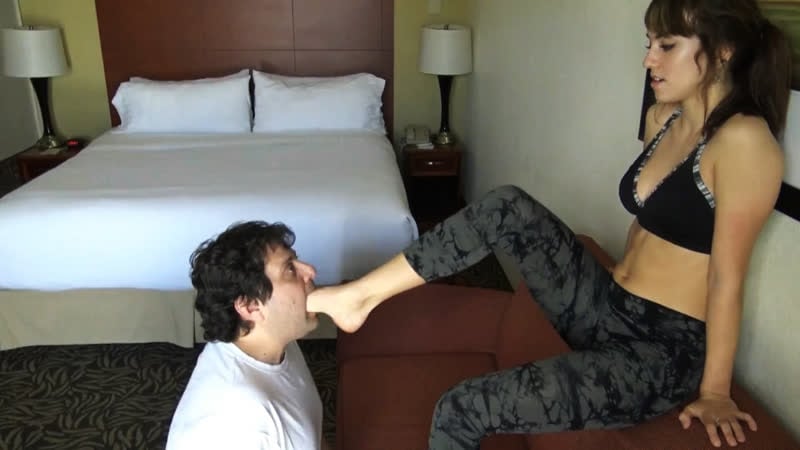 Scarlet Vice Throat Sole Fetish Feet Deep Choking Marionette Mistress Trample Princess Rude Worship