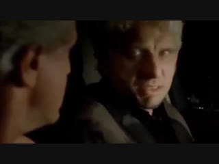 Wir sind die guten jemanden in die pfanne hauen