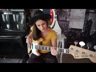 Kinga glyk play with me if you want #bass groove 1