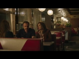 ‘the bleeder’ clip elisabeth moss and liev schreiber