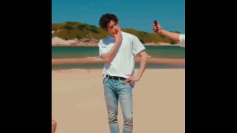 So haechan shared the pictures from this one scene!! there're jaehyun posing and taeil with the blue giant ball ㅋㅋㅋㅋ