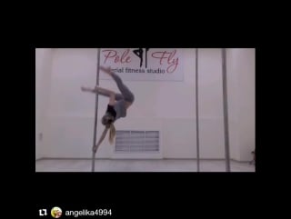 #repost @angelika4994 with @repostapp
・・・
@sanya isaenko прикольная связка💪😘😊
#polefly ❤