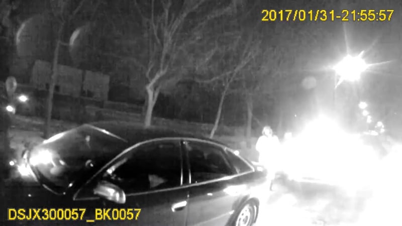 Як рівненські патрульні затримували чоловіка біля пдм