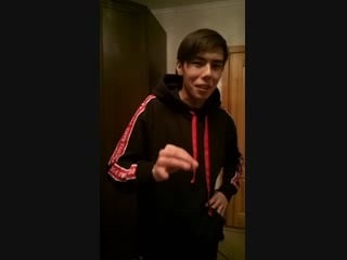 Айдар показывает жопу и поздравляет с новым годом