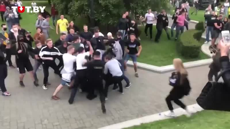 Адбілі чалавека ад міліцыі