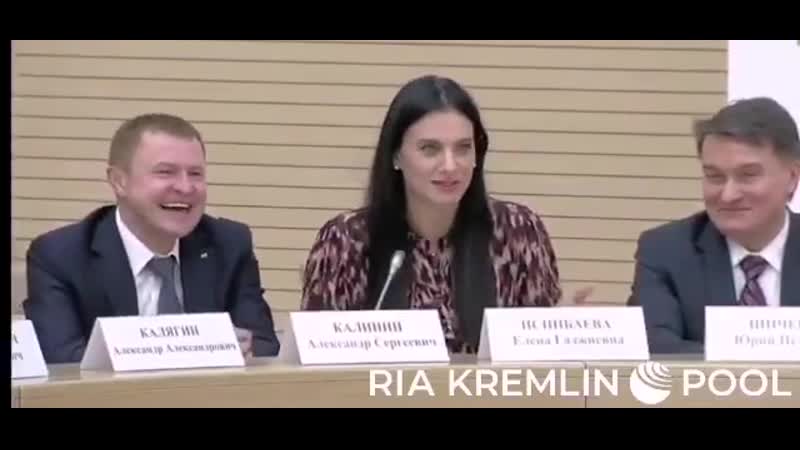 Жительница монако елена исинбаева впервые прочитала конституцию россии