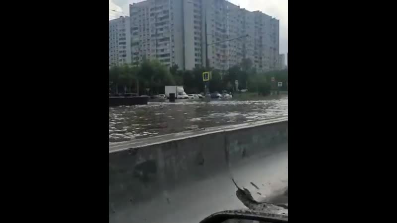 20 06 2020 3 москву затопило после ливня у тц``южный``