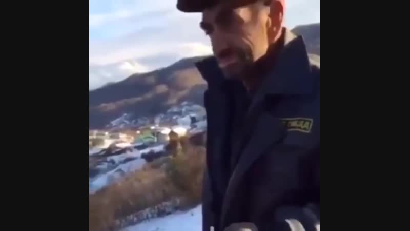 В снежки играешь