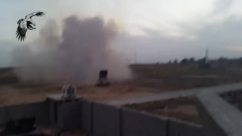 Ирак тос 1а «солнцепек» вс ирака ведёт огонь по радикалам даиш штурм байджи(продолжение,июнь 2015)