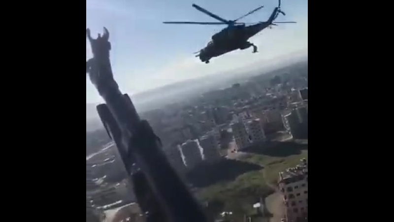 Российские вертолеты в районе латакии (сирия)