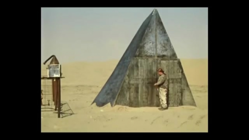 Открывок из фильма "кин дза дза" "женщину вынули, автомат засунули"