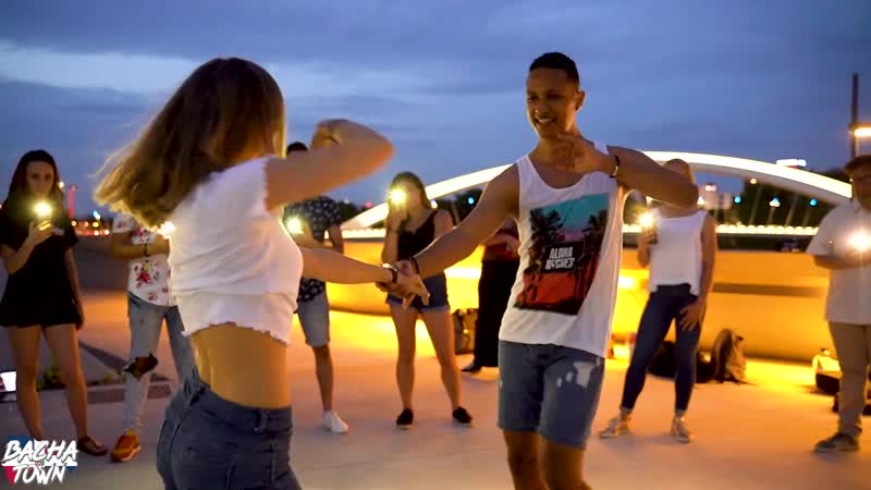 Mehdi karina jhoni the voici religion bachata sensual