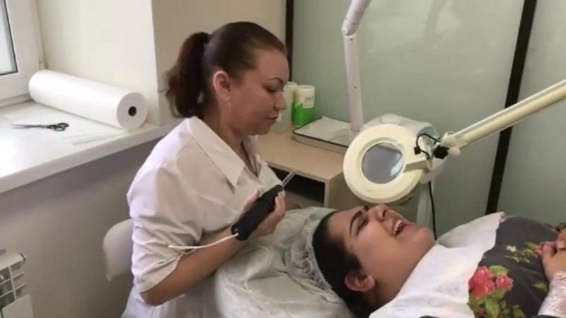 🤣 девушки у косметолога 👩🏻‍⚕️