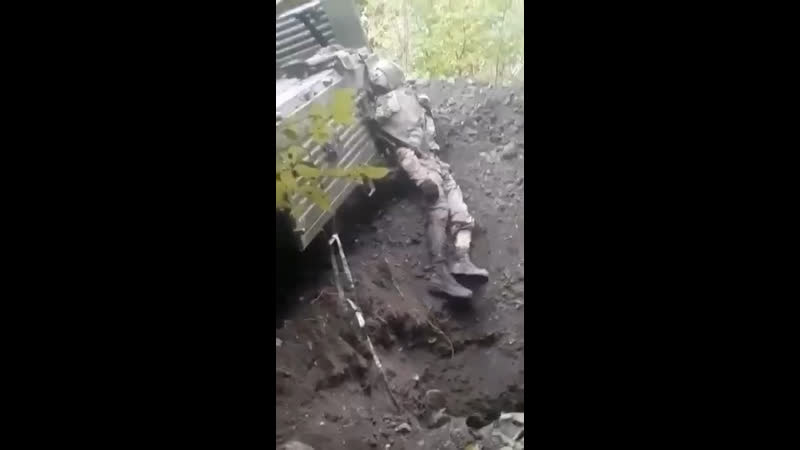 Хоронят азерских солдат