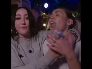 New video of noah & miley cyrus at iheart summer 17 • 24th june 2017 •