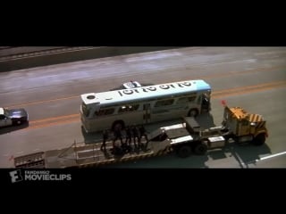 The bus from speed was just sold for over 100 thousand as it turns out, one lucky winner of a recent auction has managed to dri