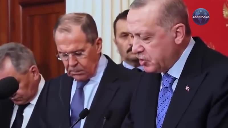 [barrikada] в белом доме иcтepика! путин готов использовать жectкий план по сша