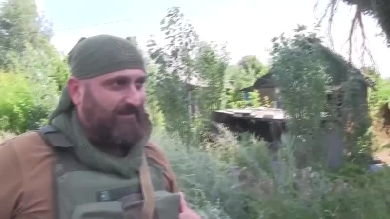 Гоча воював проти росіян, які вдерлися до його рідної грузії у 2008 році, втратив у боях своїх побратимів тепер він допомагає б