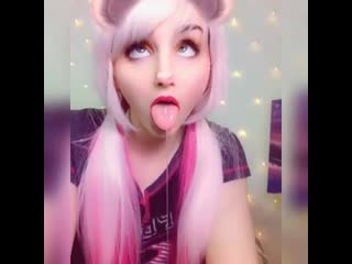 Хегао лица(ahegao face,ahegao,girl,cosplay girl,girls,девушка показывает,пошлое)