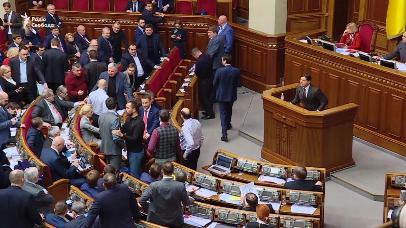 У верховній раді україни побилися депутати