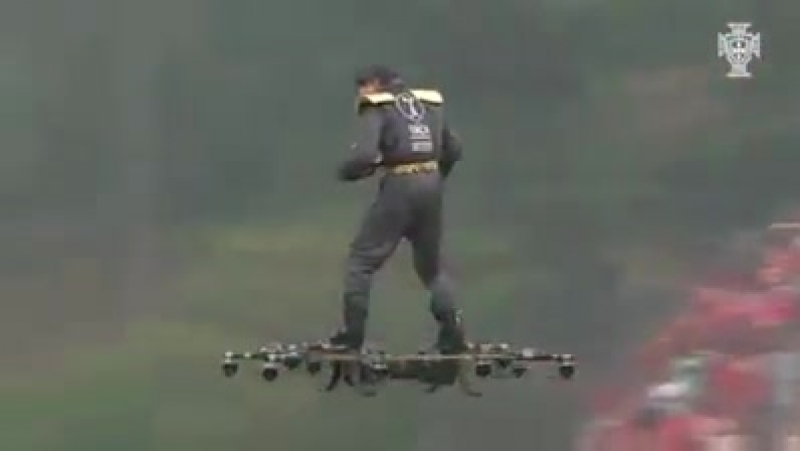 Опять марти макфлай?